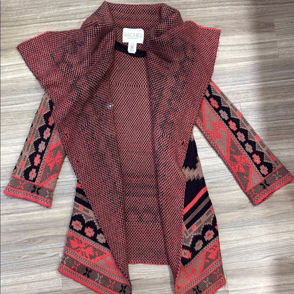 Geometric Patterned Sweater With Red Accents - image 5